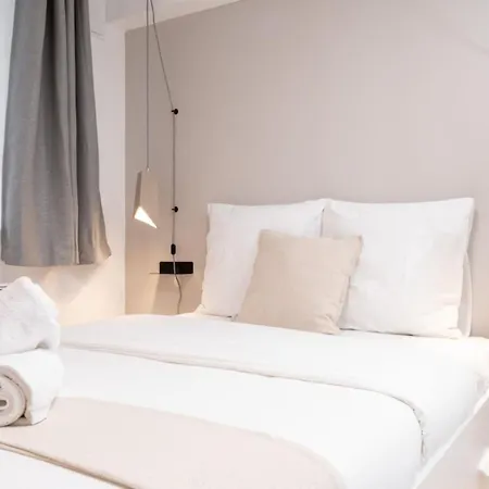 Centre - Flat With Terrace! Lejlighed Lille