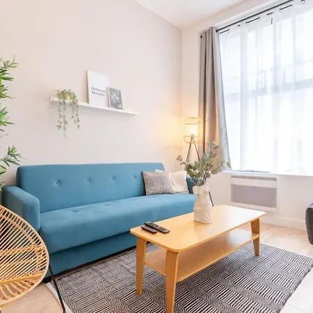 Centre - Flat With Terrace!