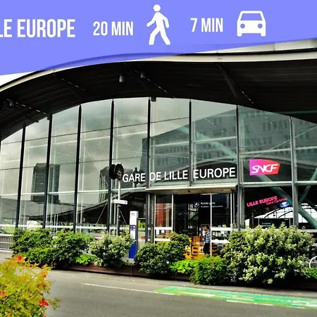 Апартаменты Centre - Flat With Terrace!